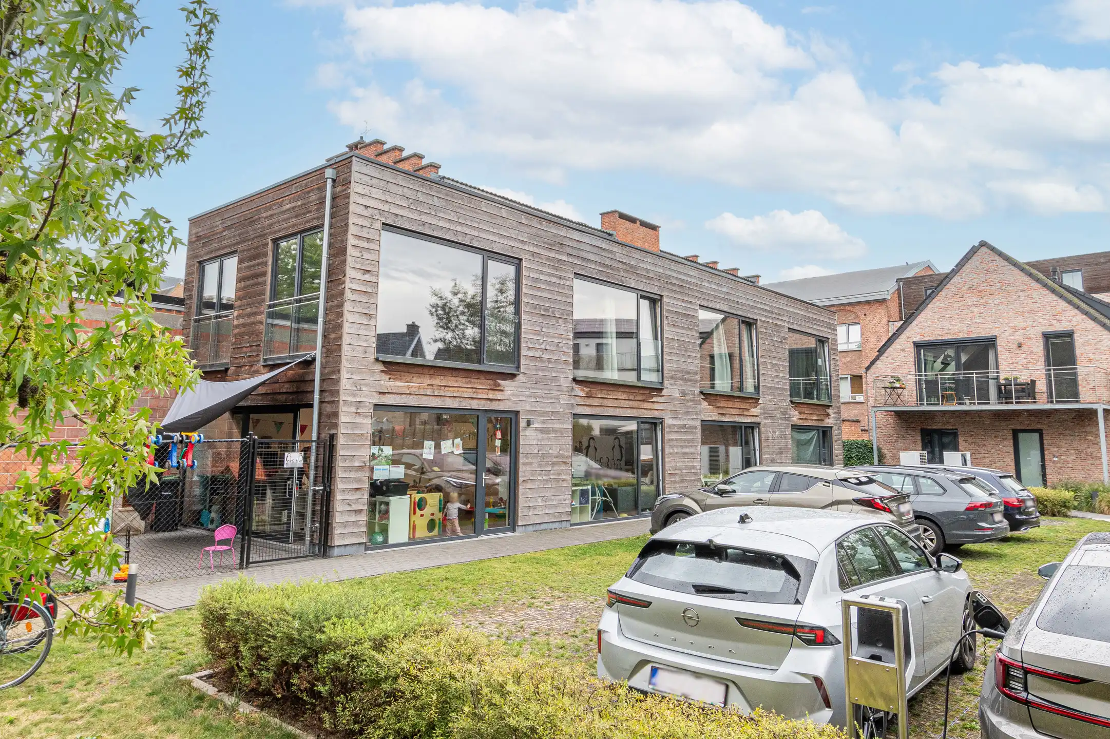 Veelzijdige en lichtrijke kantoorruimte! foto 11