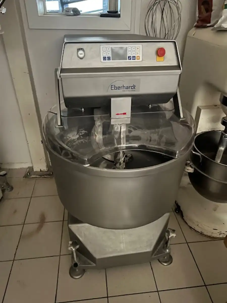 Gebouw te koop foto 7