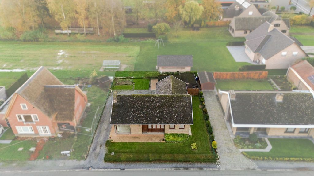 Alleenstaande woning in het gezellige Waarmaarde foto 2