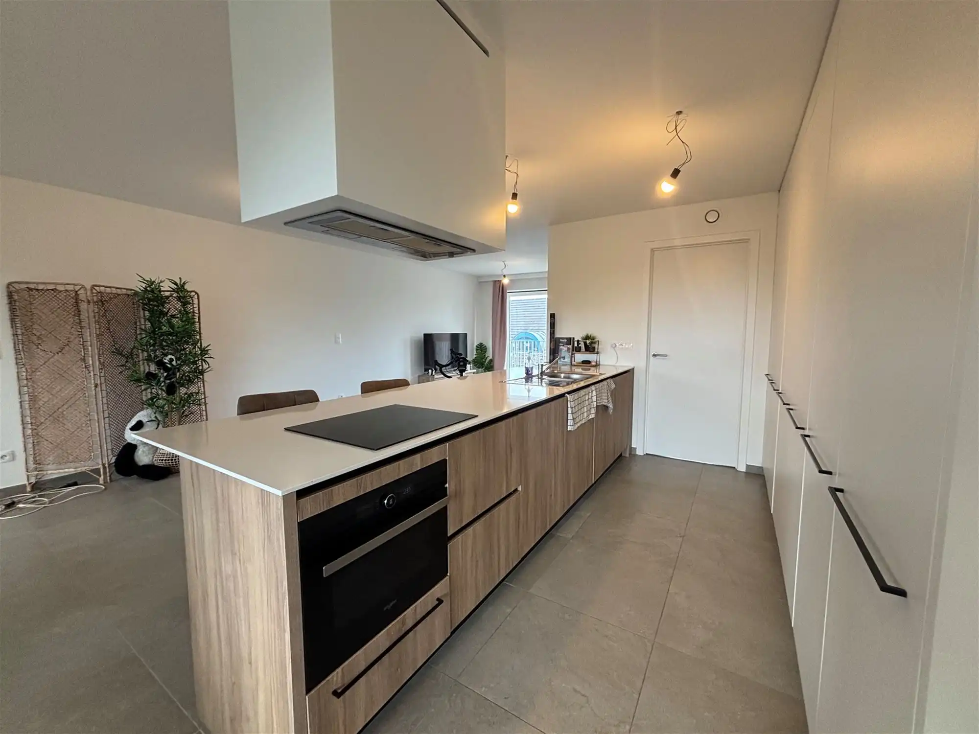 Modern appartement te huur!  foto {{pictureIndex}}