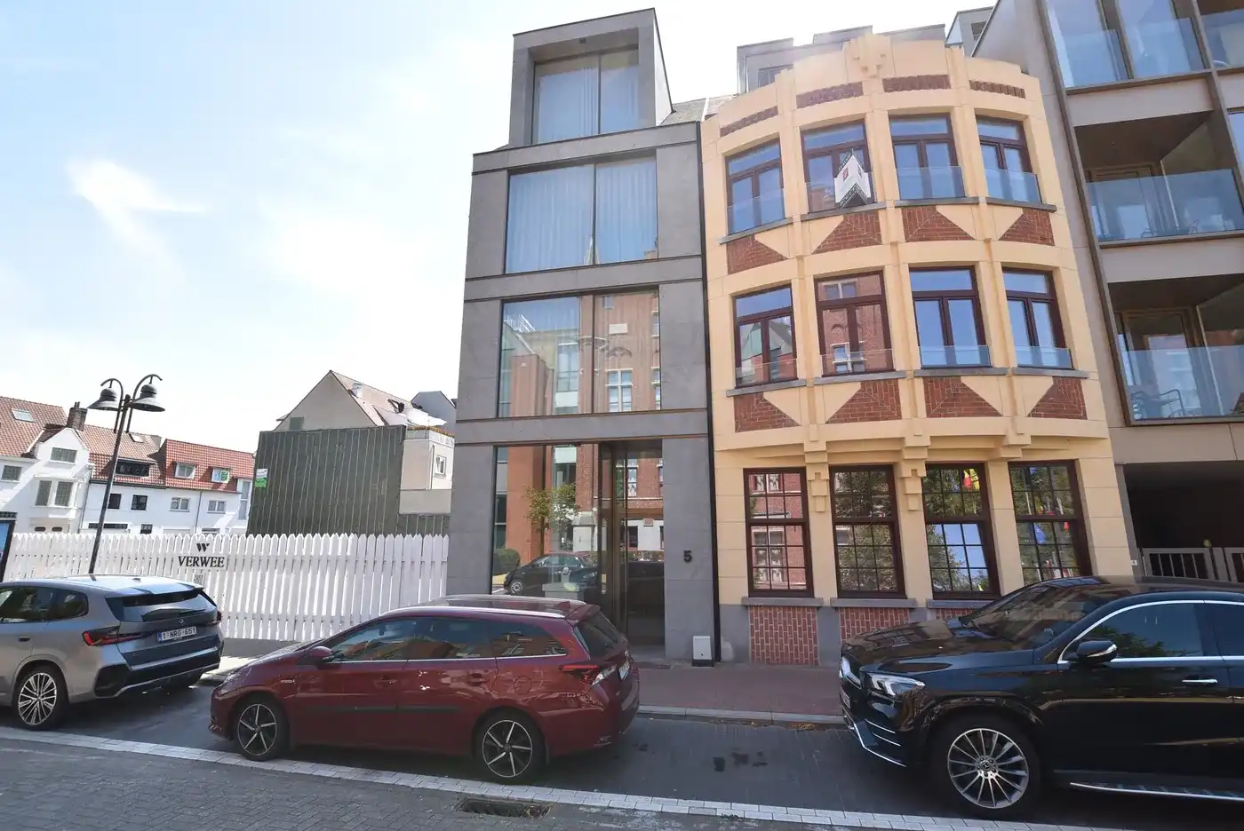 Exclusieve kantoorruimte te huur  foto {{pictureIndex}}