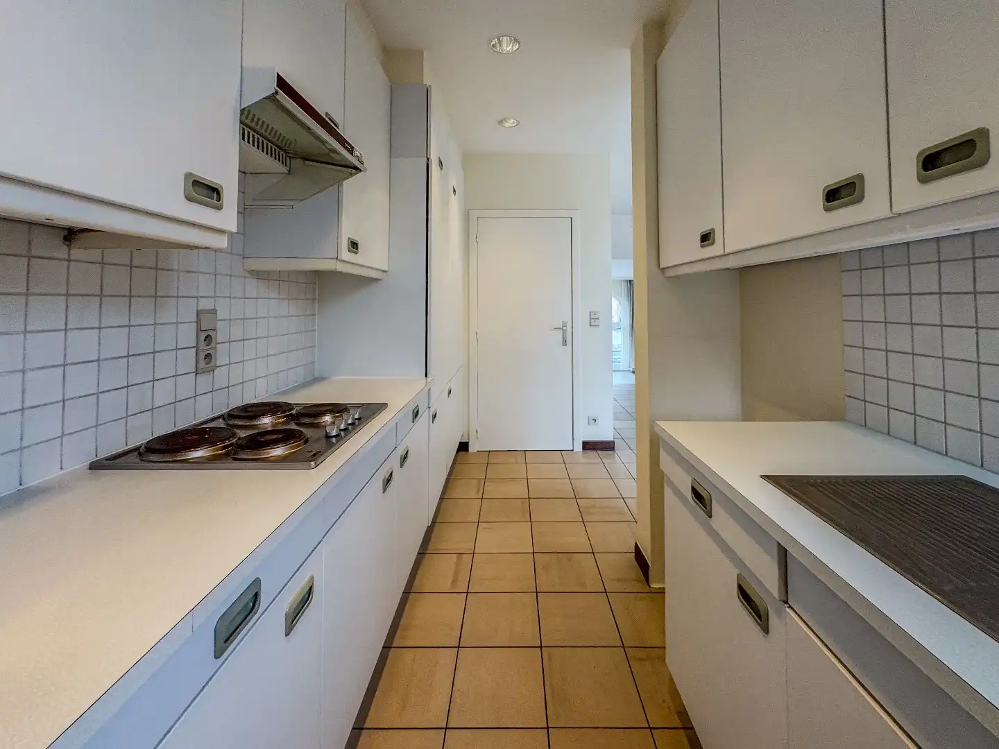 Centraal gelegen appartement met 2 slaapkamers. foto 14