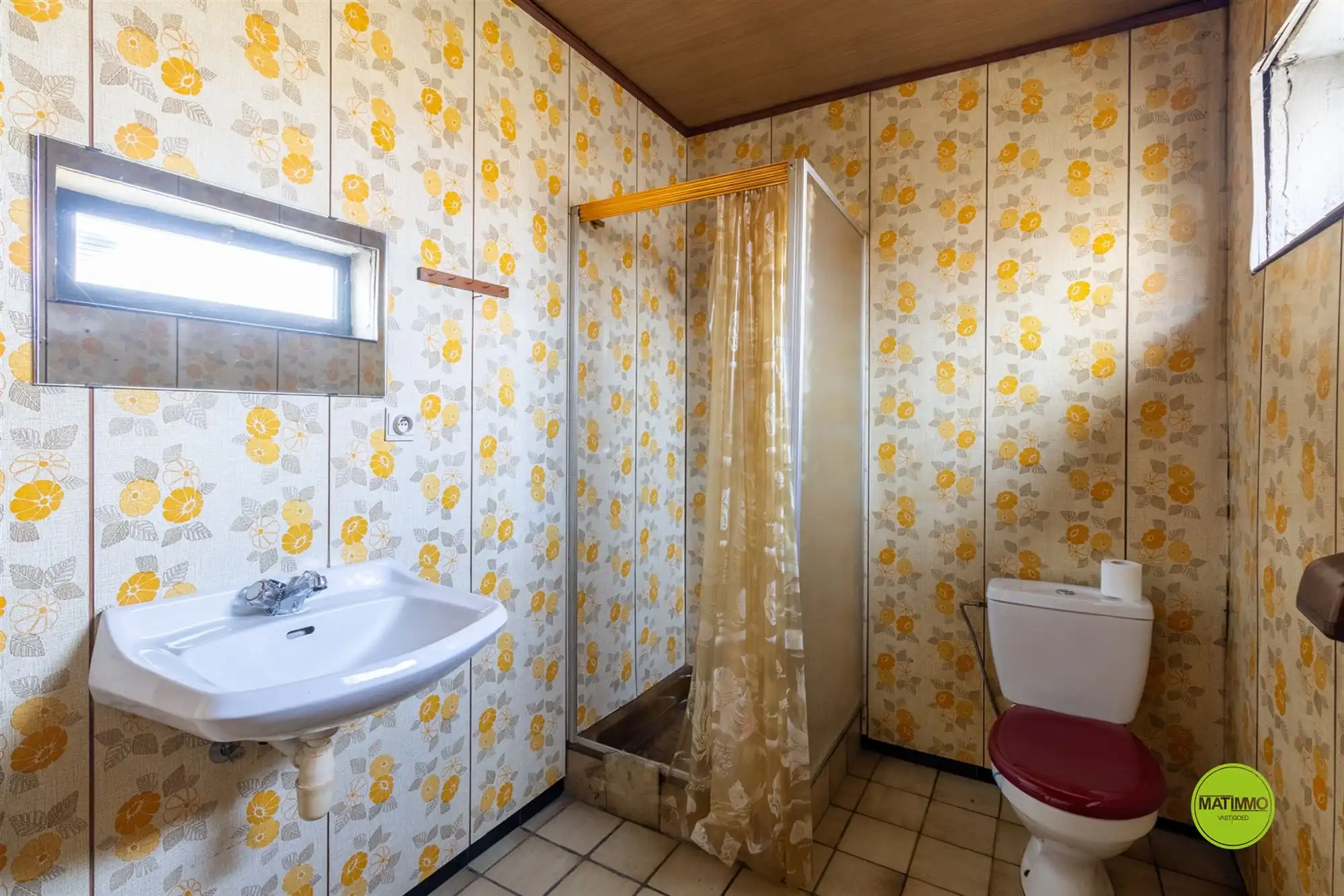 Compacte halfopen renovatiewoning met 2 slaapkamers en tuin foto 7