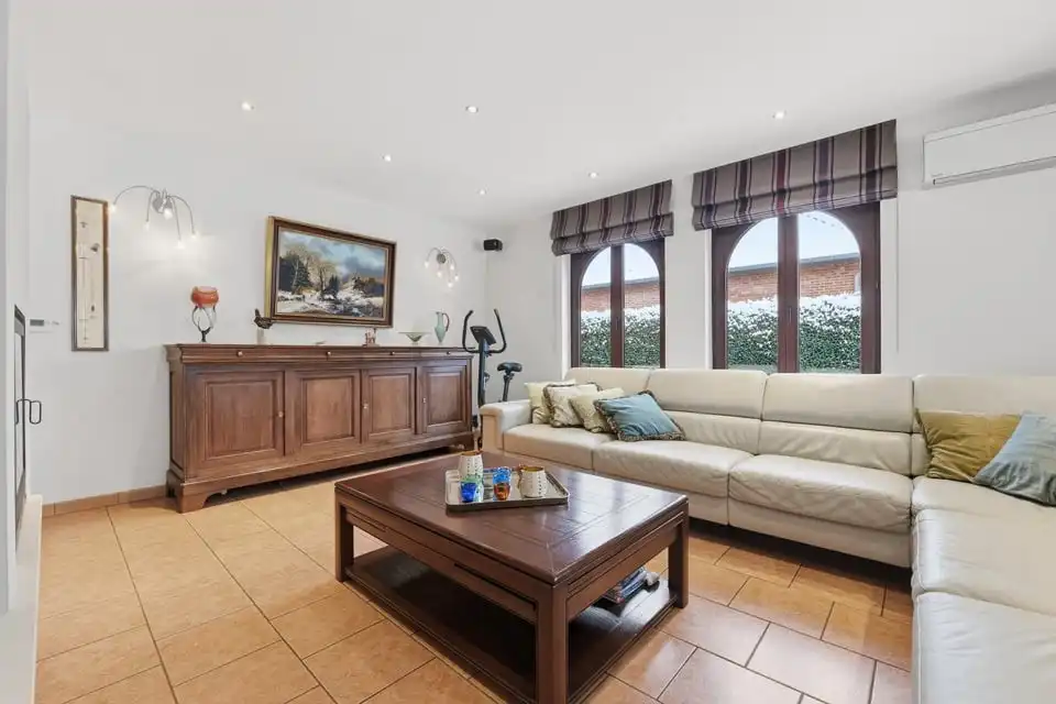 EXCLUSIEVE GEZINSWONING MET RUIME TUIN, 252M² WOONCOMFORT EN TOPLIGGING IN SINT-TRUIDEN foto 10