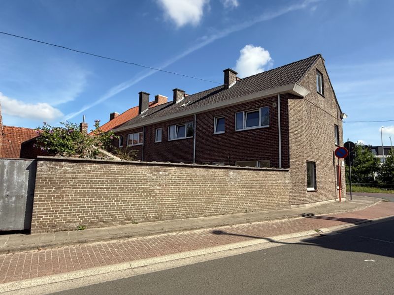 Leuke woning met tuintje en zicht op water foto 14