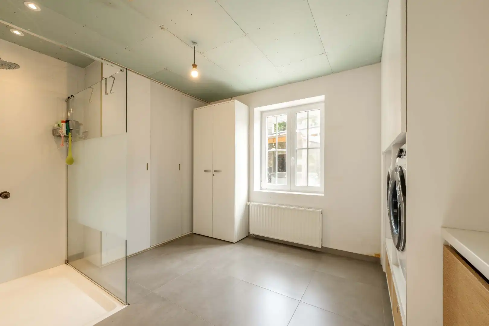 WONING (240 m²) met LOODS (143 m²) op HOEKPERCEEL VAN 1.027 m² foto 14