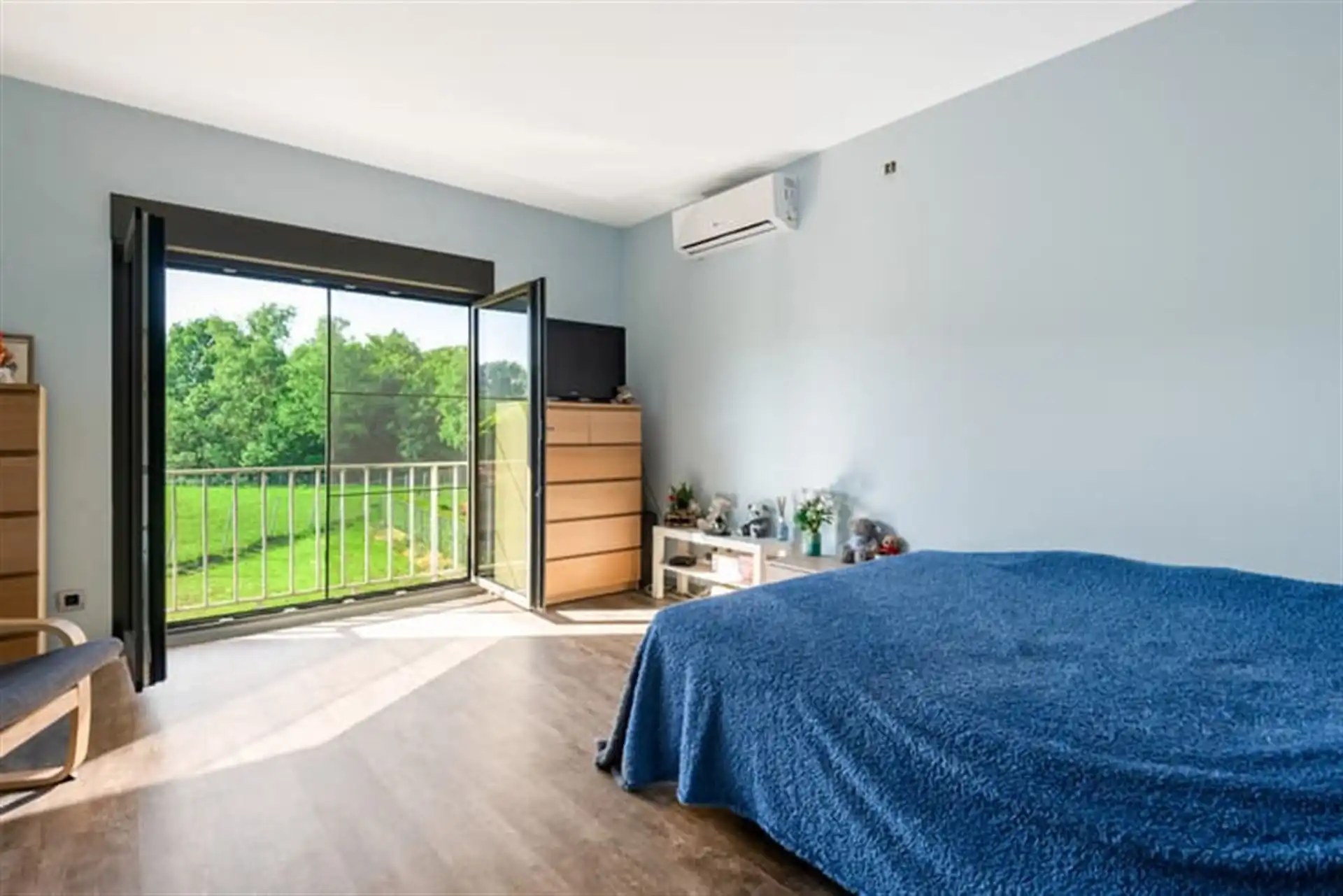 Centraal gelegen OB met ruime garage en tuin! foto 16