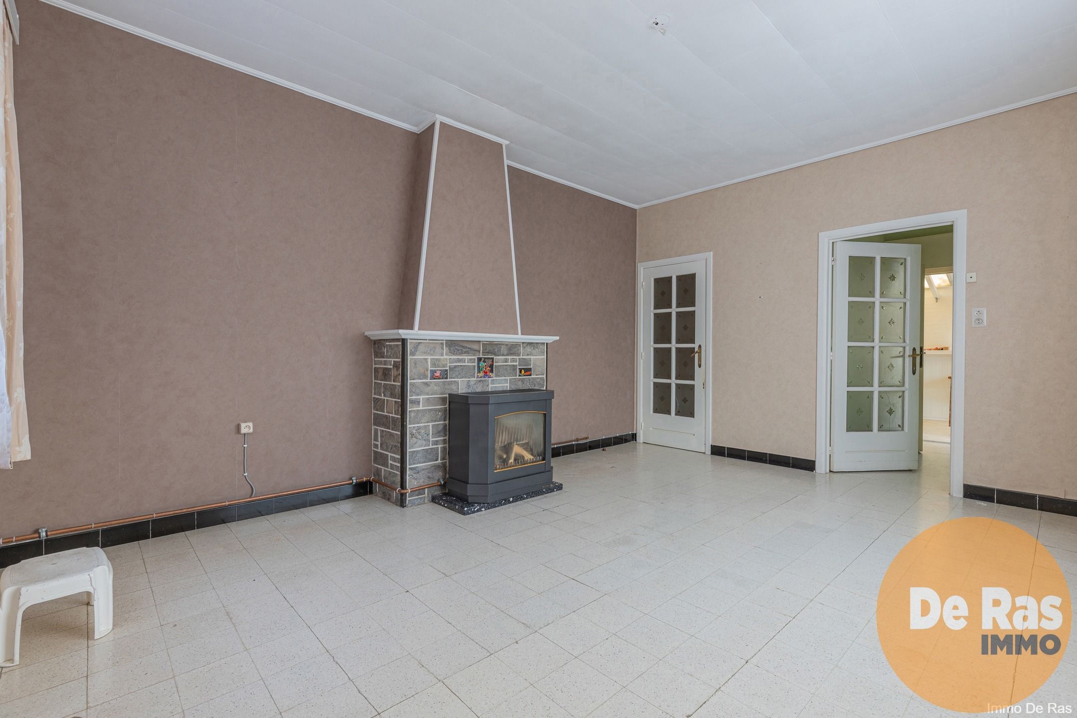 LEDE– Te renoveren woning op perceel van 12a 71ca foto 4