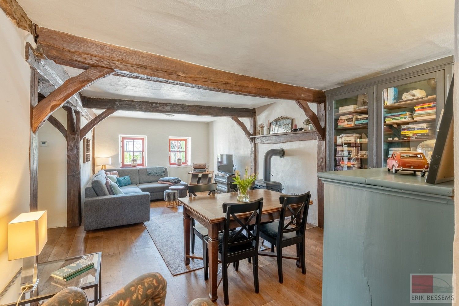 Prachtige authentieke halfvrijstaande woning uit 1800, gelegen op een perceel van 325 m² in het idyllische Teuven. foto 11