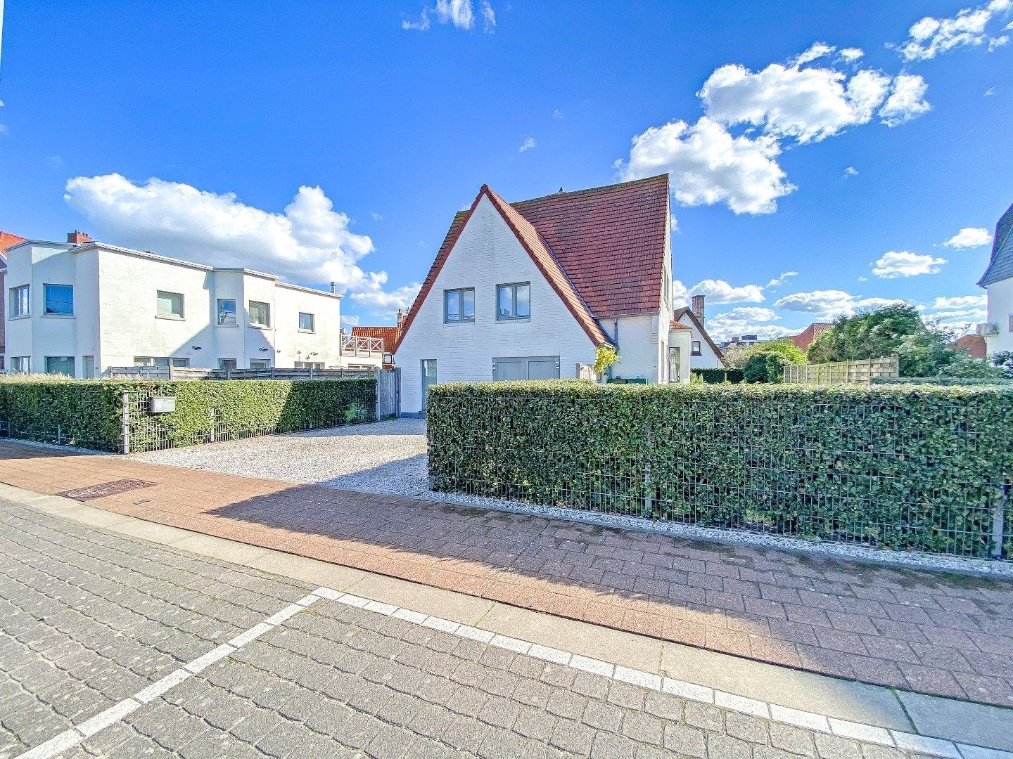Ruime woning op wandelafstand van de zee. foto 6
