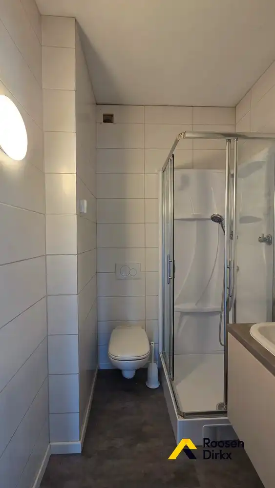 Appartement (95m²) met 2 slaapkamers in hartje Bree foto 11