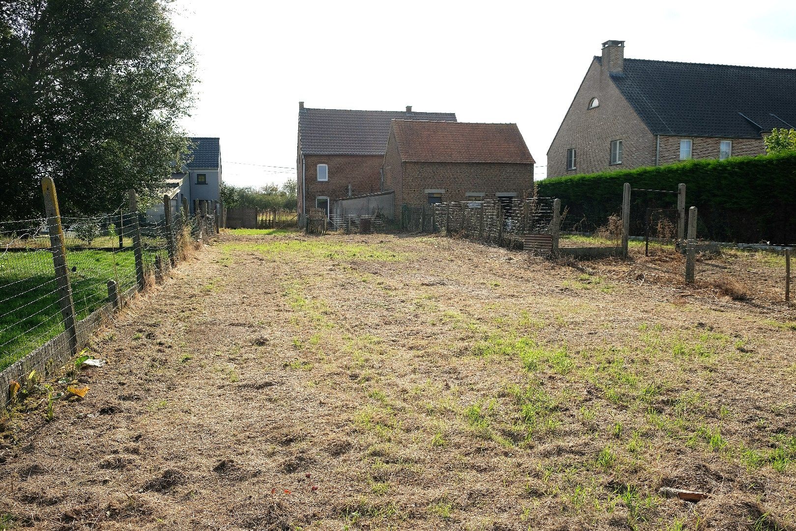 Te renoveren landelijk gelegen woning met 4 slaapkamers foto 26