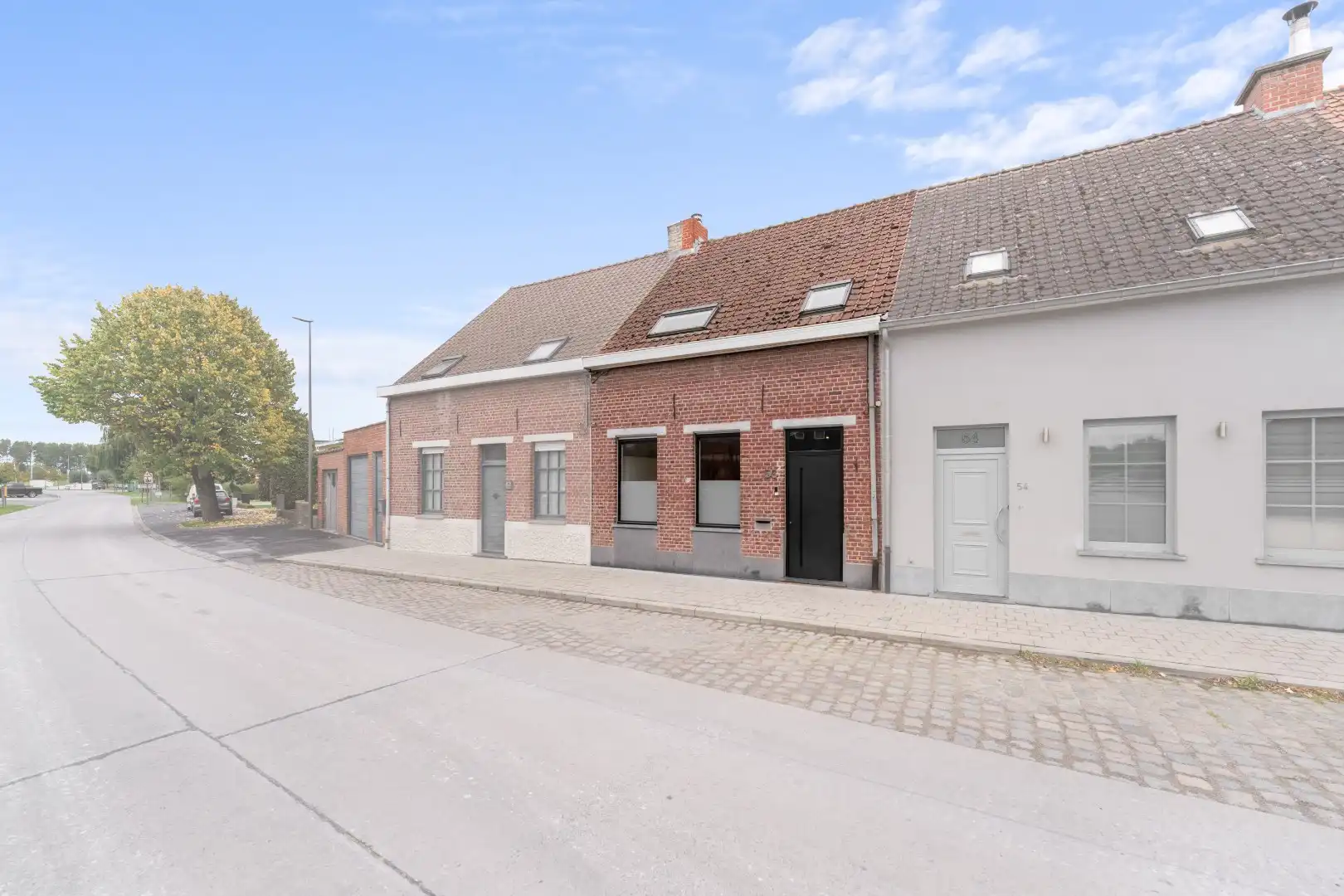 Instapklare rijwoning foto {{pictureIndex}}
