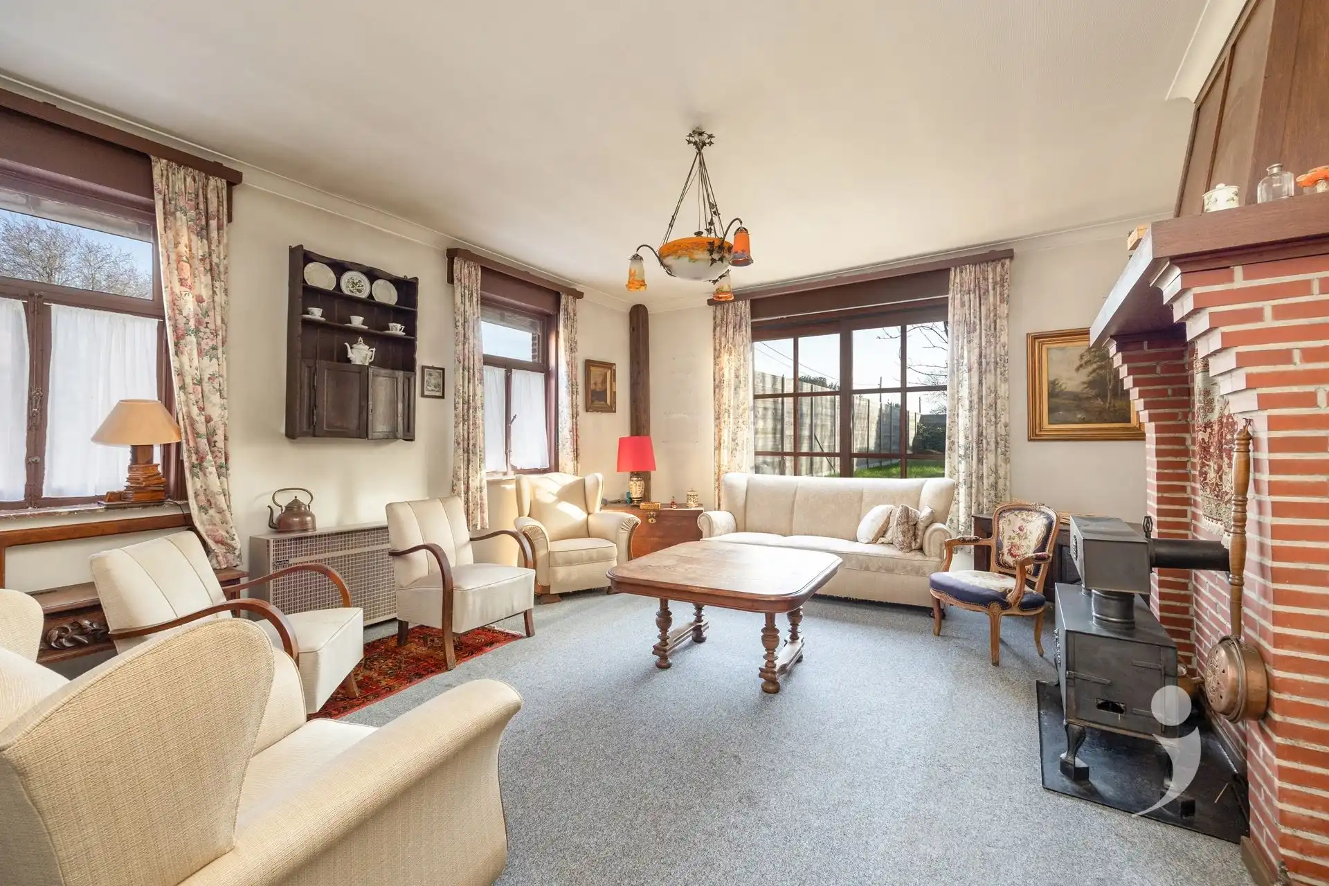 Te renoveren woning met loods nabij centrum Tildonk! foto 2