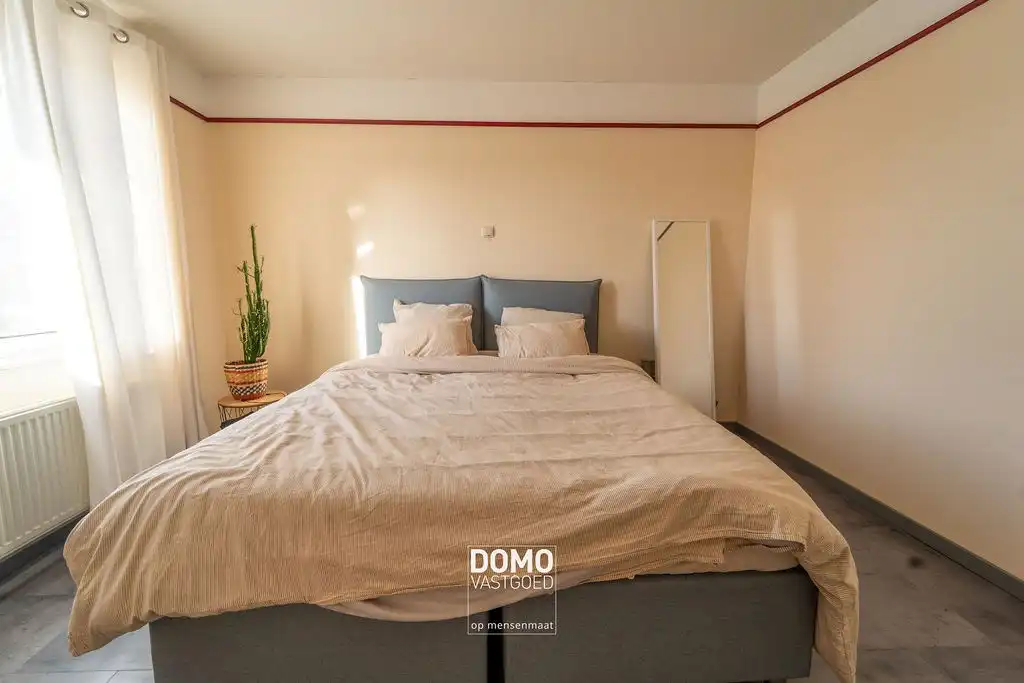 PERFECT GELEGEN RUIM APPARTEMENT IN CENTRUM HASSELT MET 3 SLAAPKAMERS, TERRAS, GARAGE EN EPC B foto 9