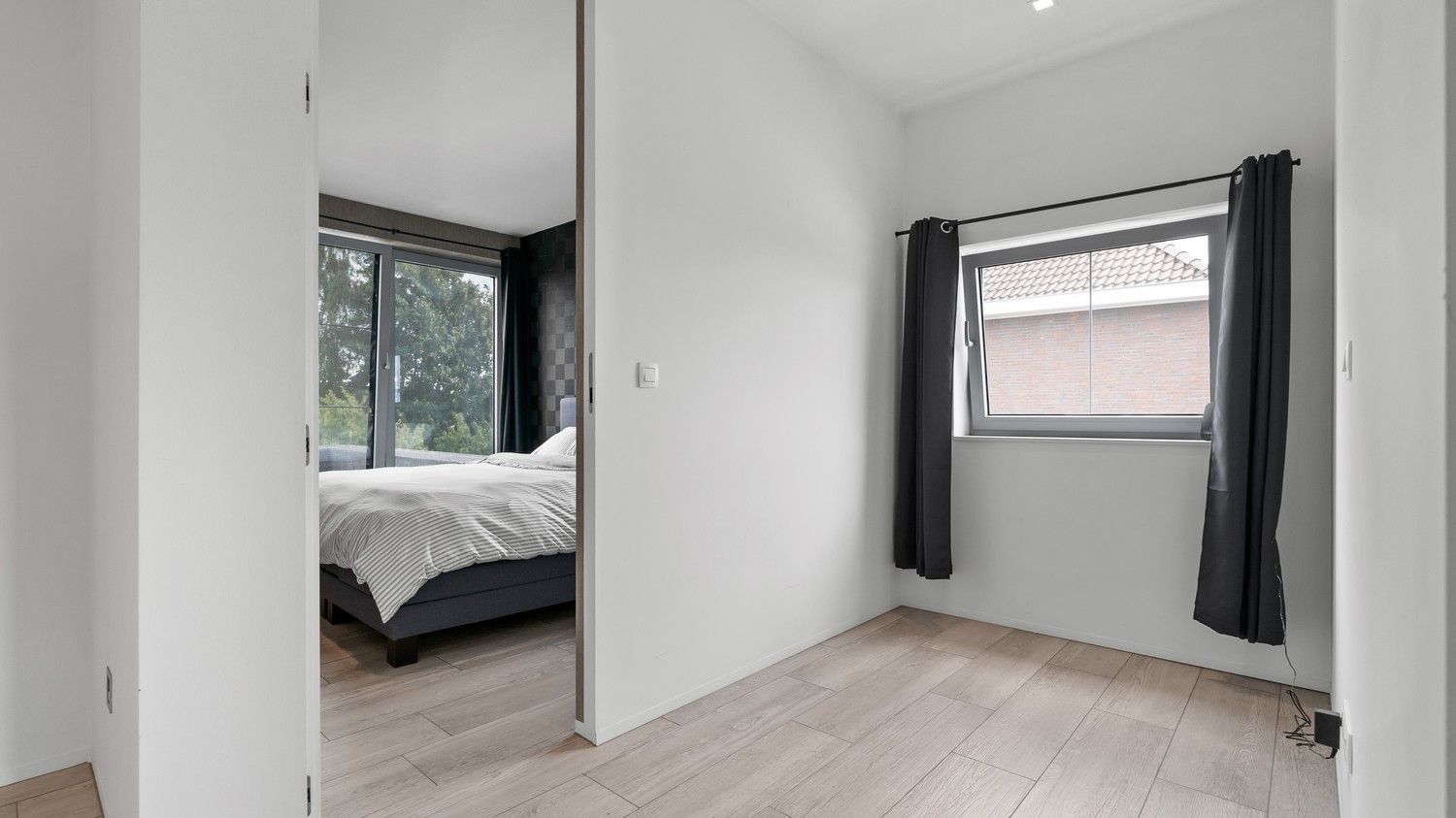 Moderne, instapklare woning met luxe afwerking en zwembad in Sint-Truiden foto 12