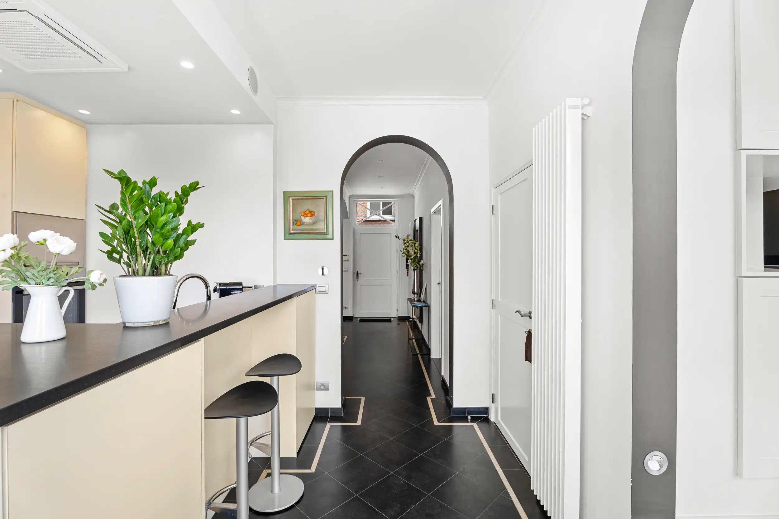 Karaktervolle burgerhuis op enkele passen van Zimmerplein foto 4