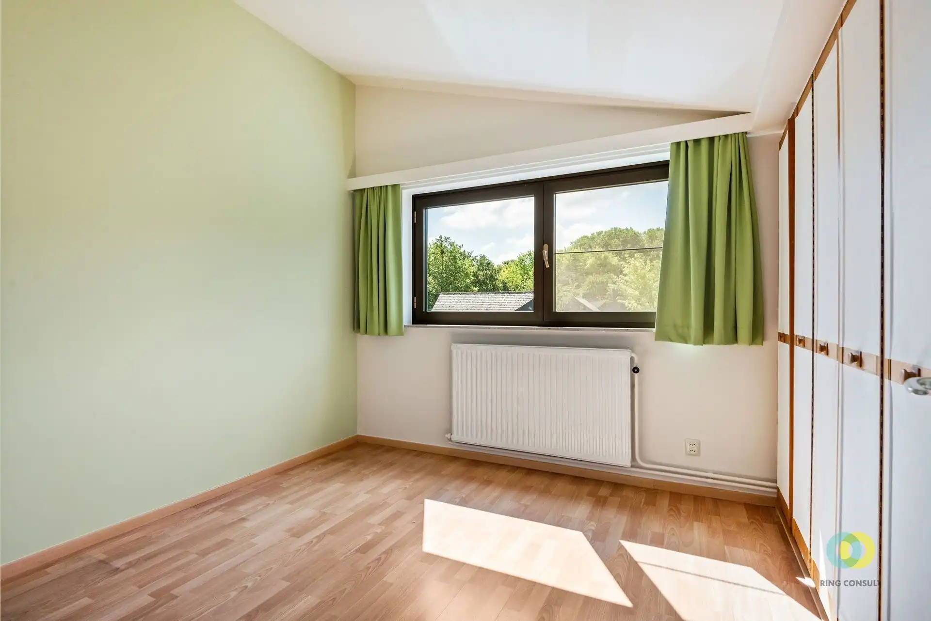 Charmante woning met tuin en garage foto 8