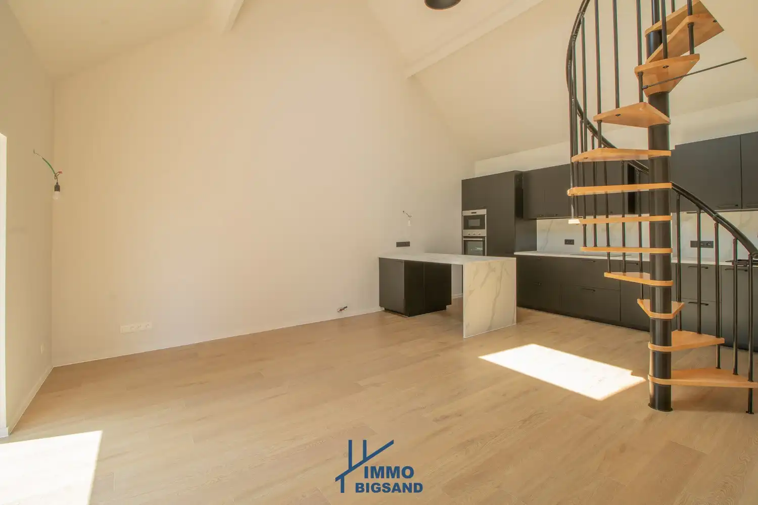 Charmant landelijk wonen op een perceel van maar liefst 2.553 m² foto 10