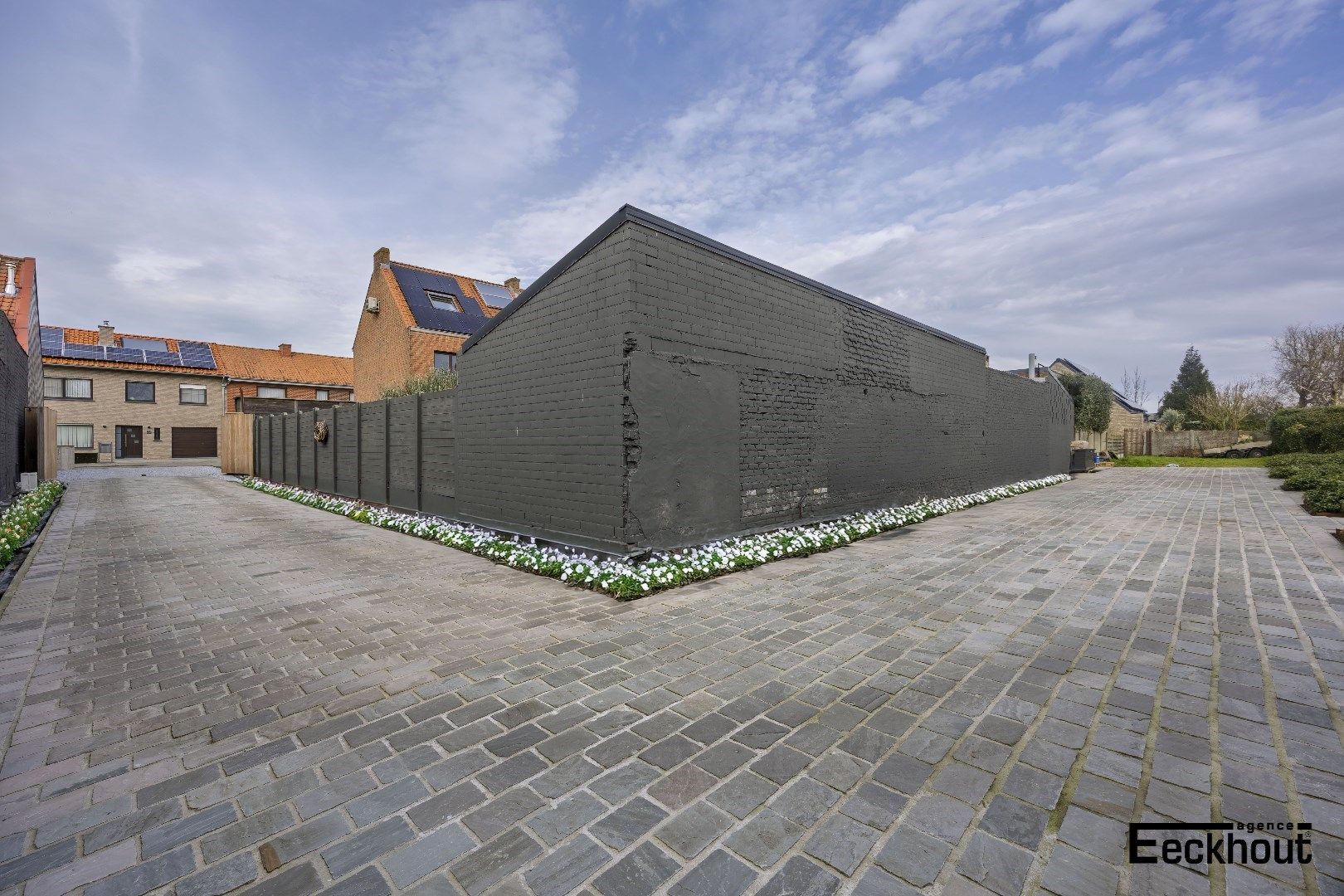 Inwaarts gelegen perceel bouwgrond  foto {{pictureIndex}}