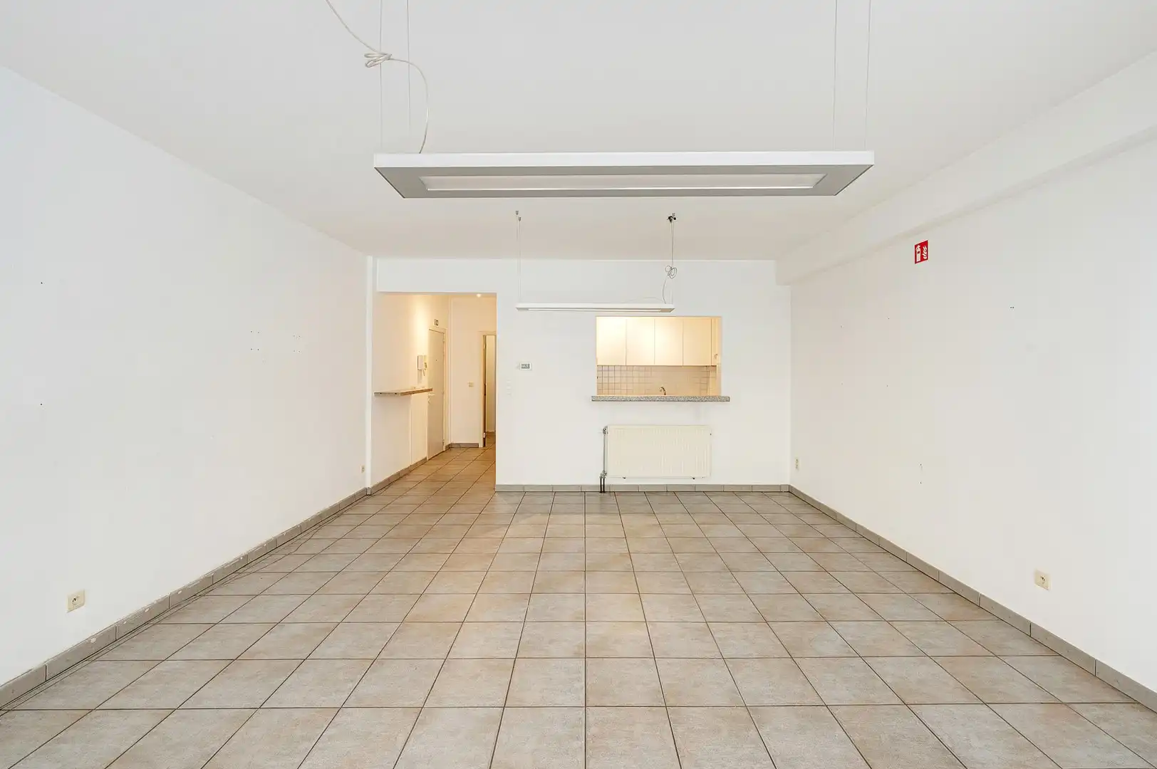 Te renoveren gelijkvloers appartement op topligging nabij het Rubensplein. foto 7