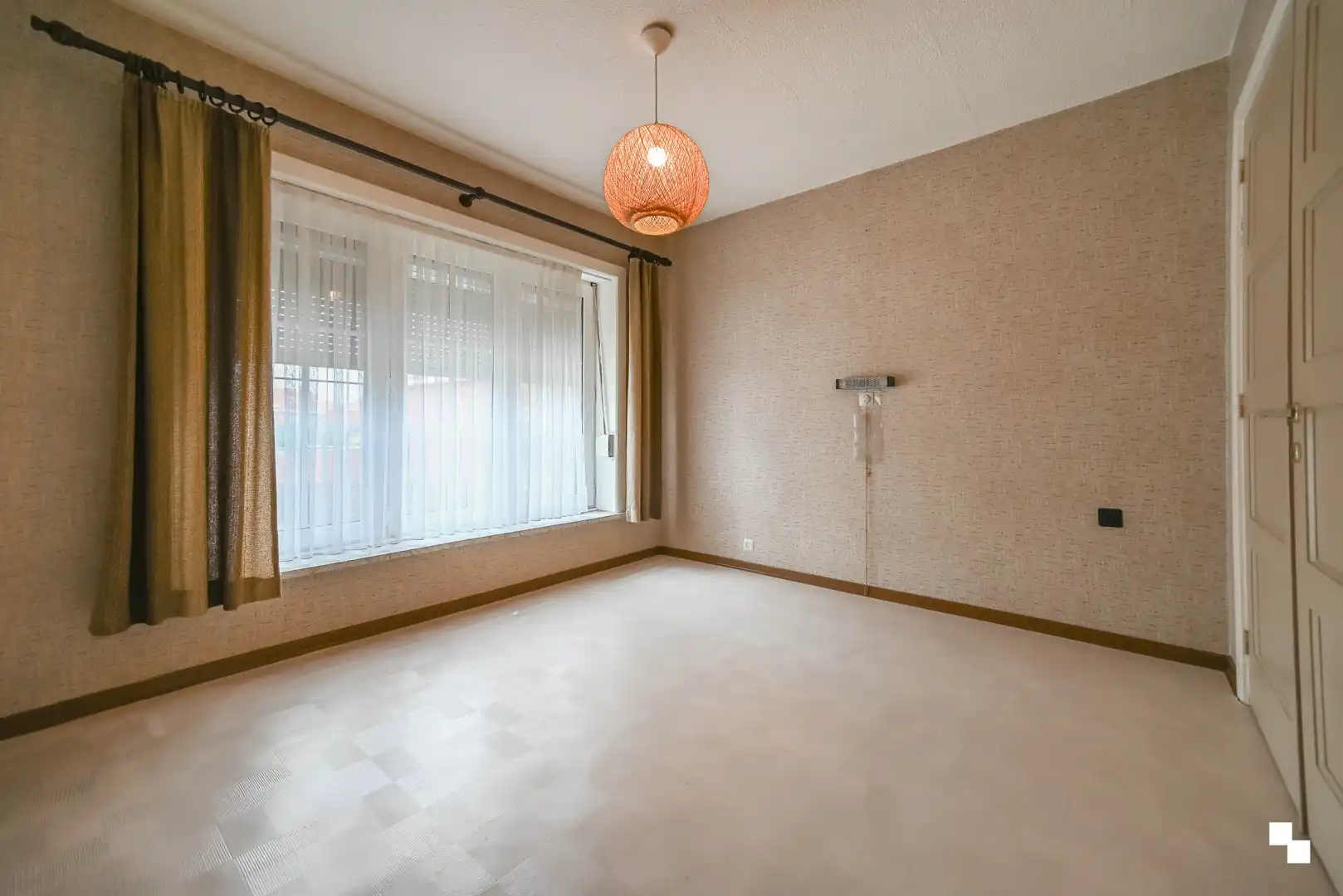 Gezellige, te moderniseren halfopen woning in rustige buurt te Izegem foto 19