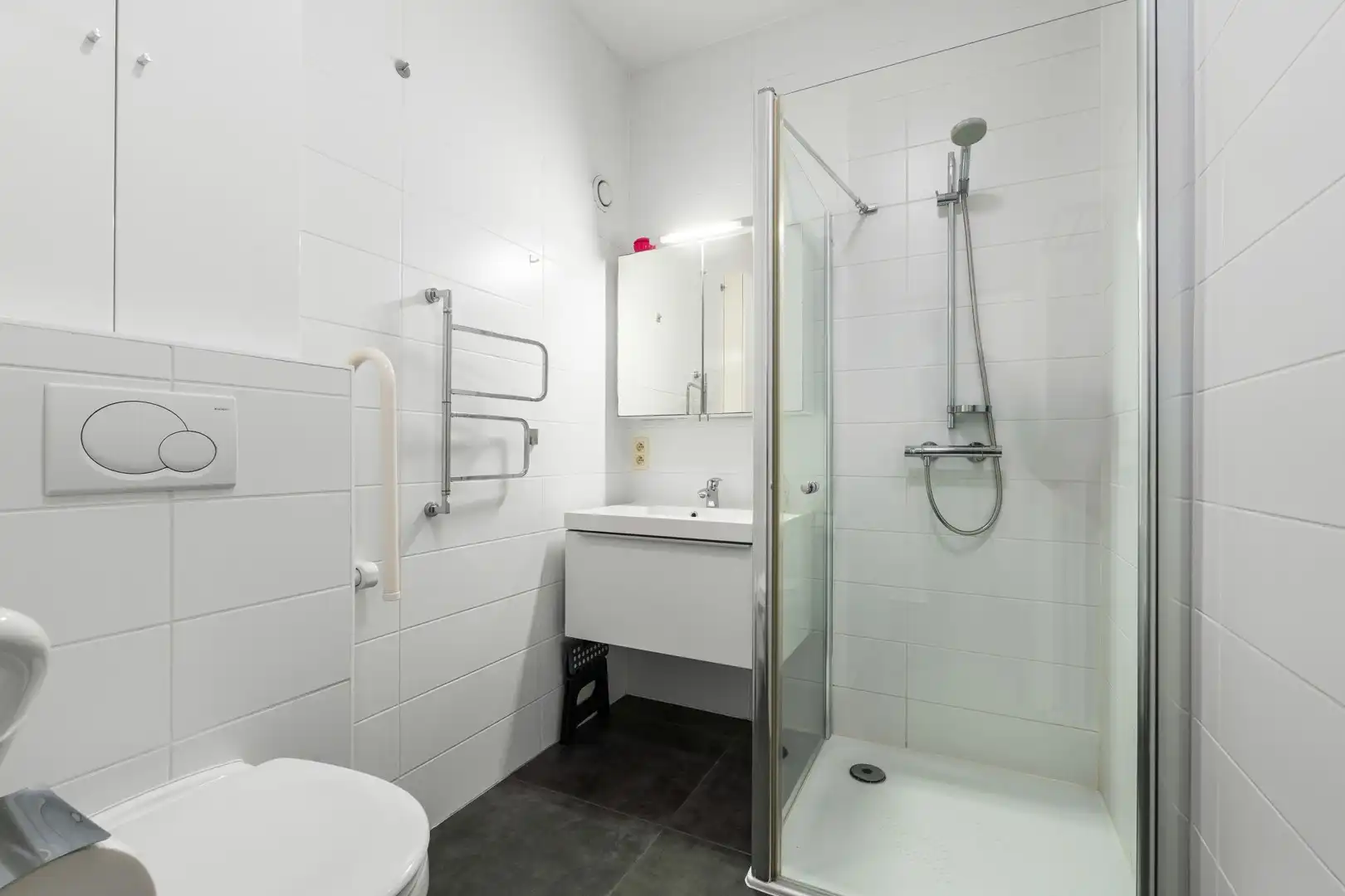 Instapklaar gelijkvloers appartement met ruim terras foto 14