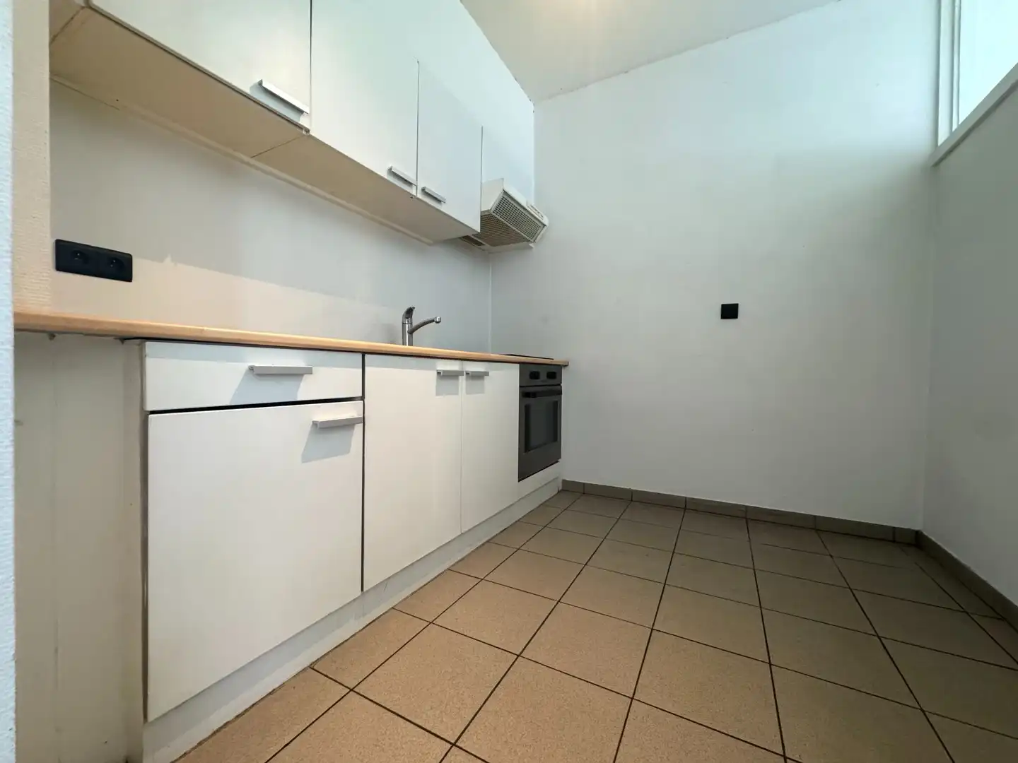 Appartement met 2 slaapkamers én garagebox te huur in Genk centrum! foto 6