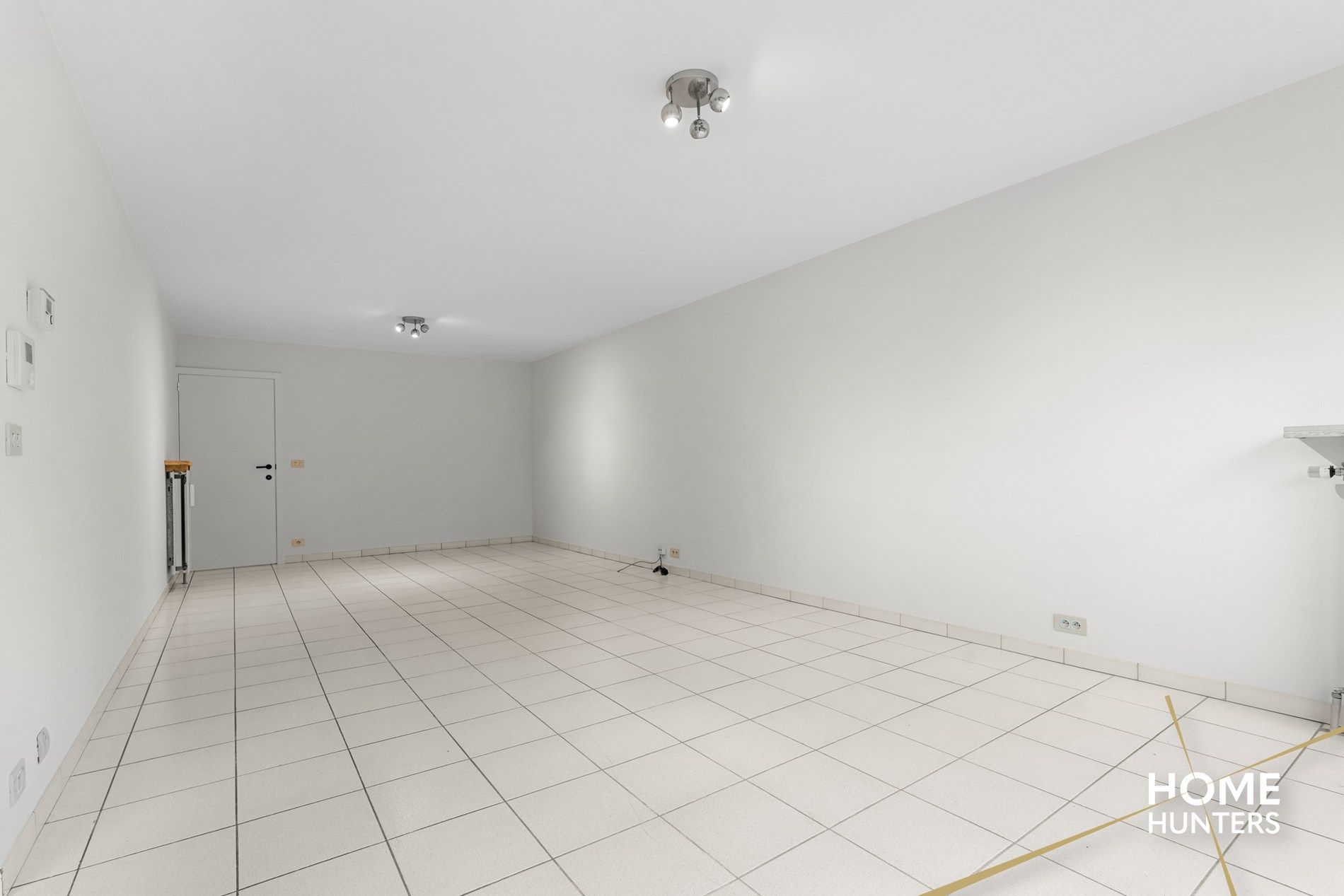 Ruim appartement op centrale ligging in Roeselare foto 8