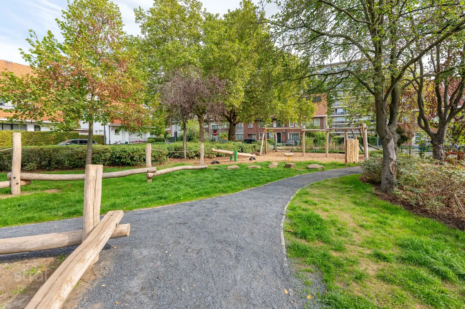 Tijdloze klasse op Linkeroever met zuidwest tuin foto 20