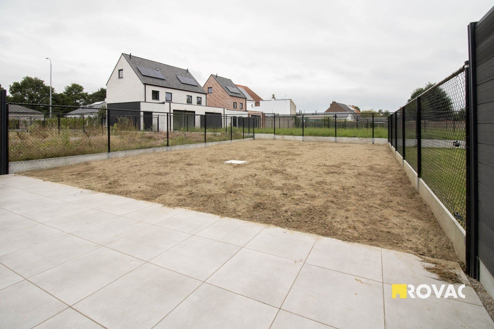 Instapklare BEN-nieuwbouwwoning met tuin en carport - uitgerust met zonnepanelen! foto 10