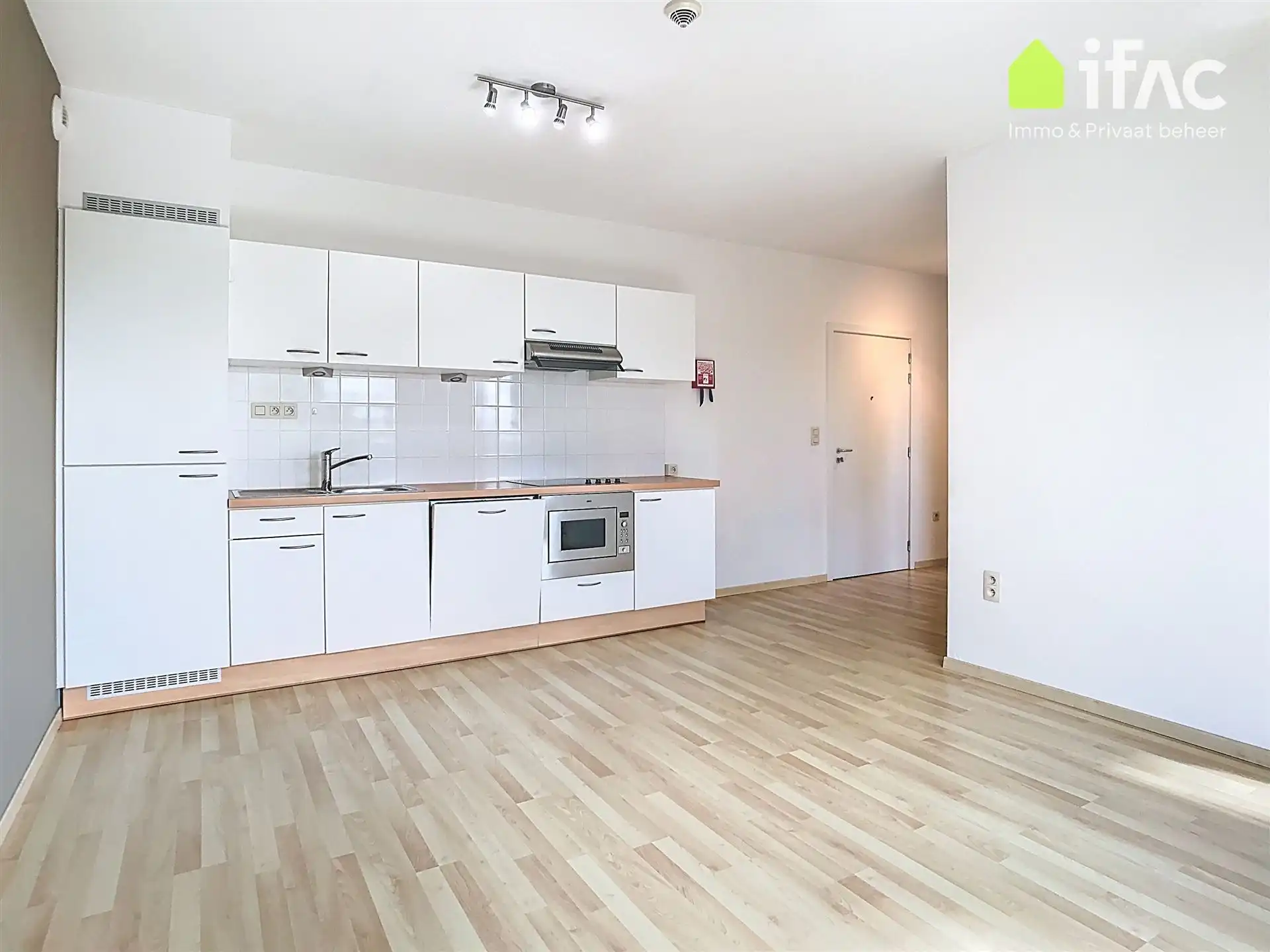 Gezellig appartement foto {{pictureIndex}}