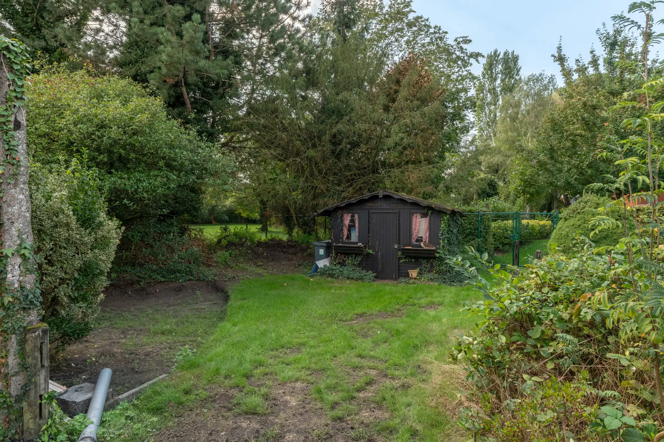 Vernieuwbouwwoning ('26) met 3 slpk op 306 m²met achteringang foto 3