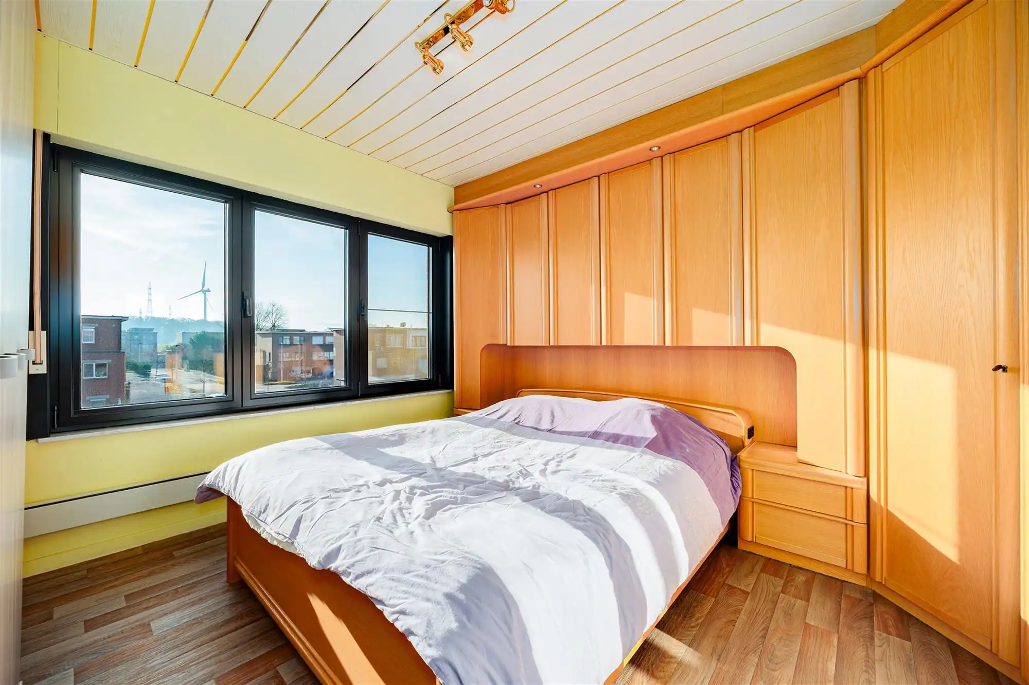 Ruime HOB met 3 slaapkamers, garage en Z-tuin. foto 14