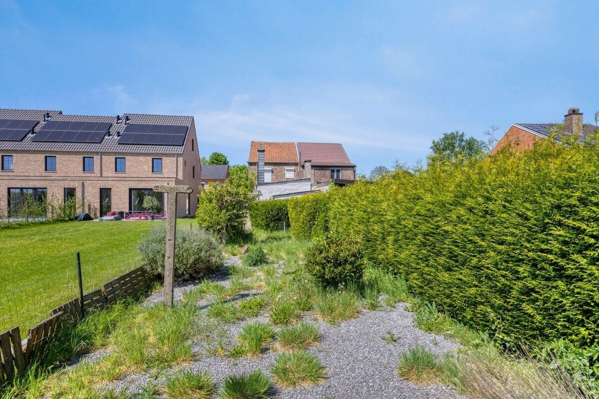 Landelijk gelegen woning met tuin te Tongeren-Sluizen foto 27