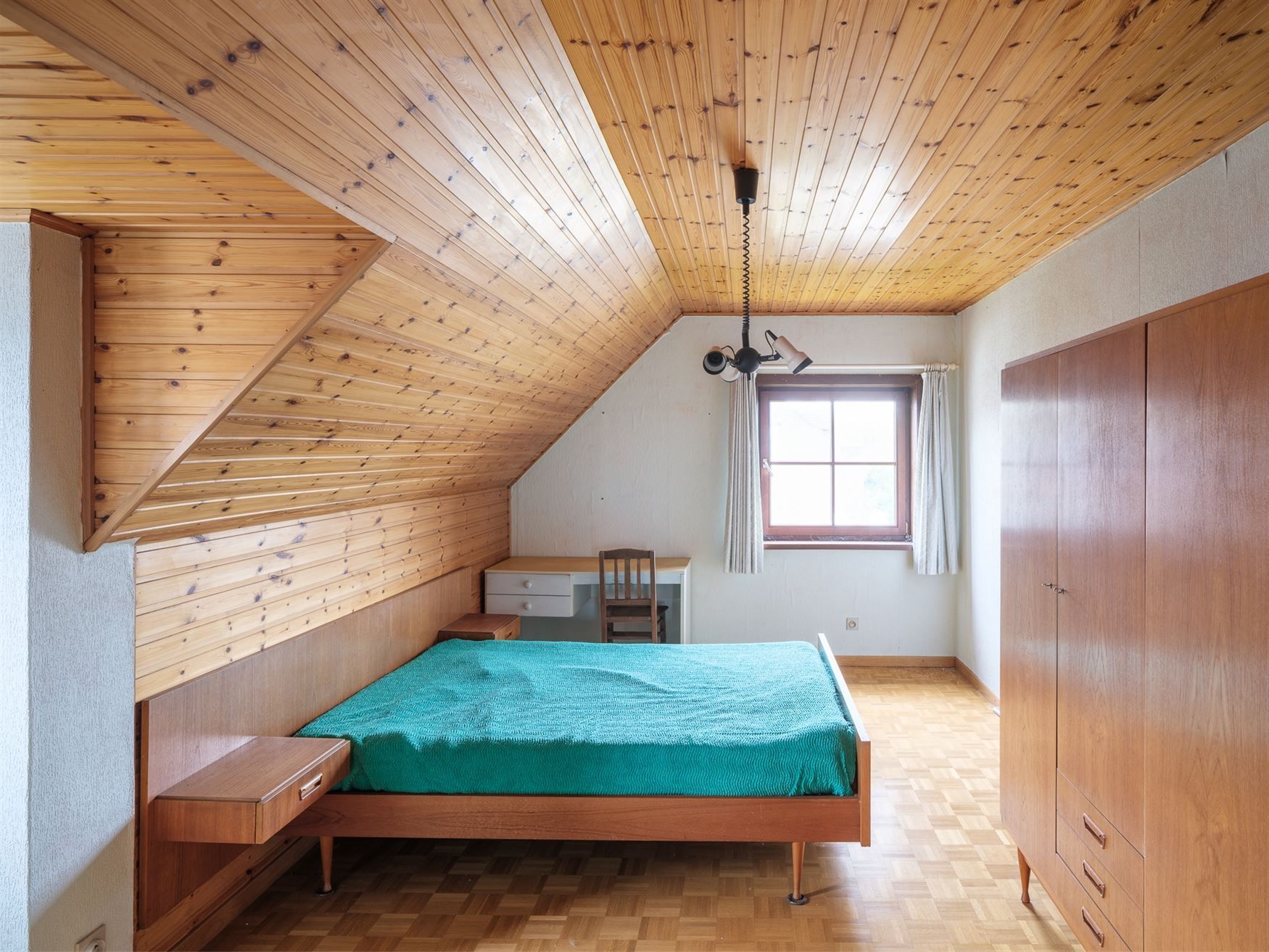 Charmante woning met 4 slaapkamers in een groene omgeving. foto 12