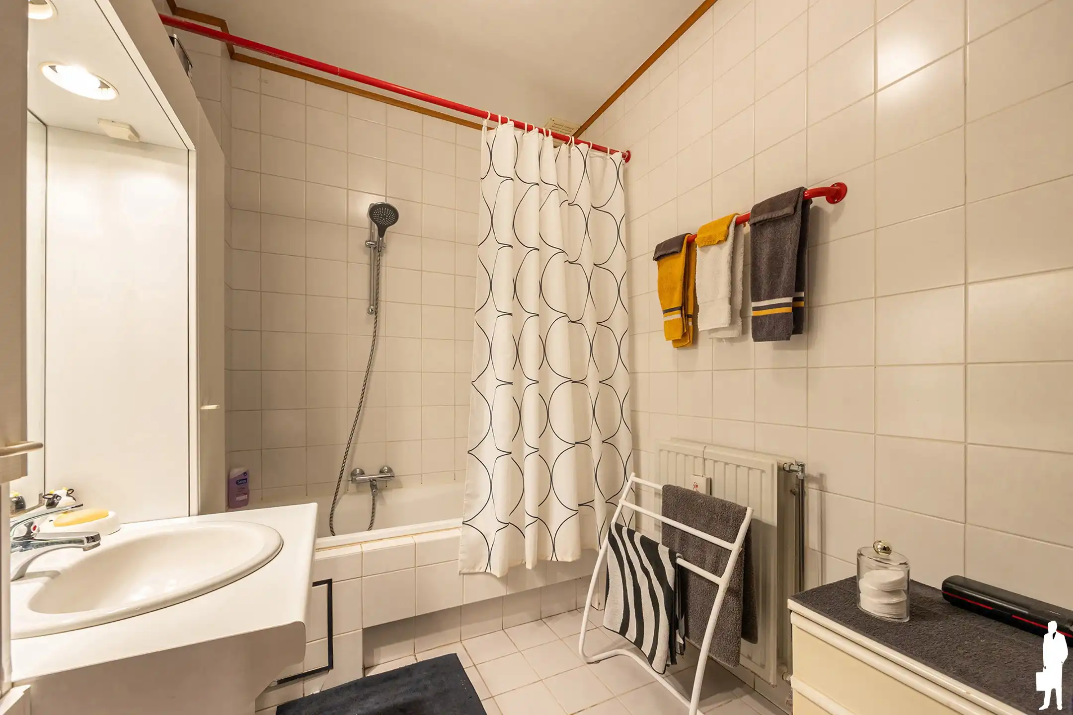 Gelijkvloers appartement met 3 slpk, tuin, en garage foto 6