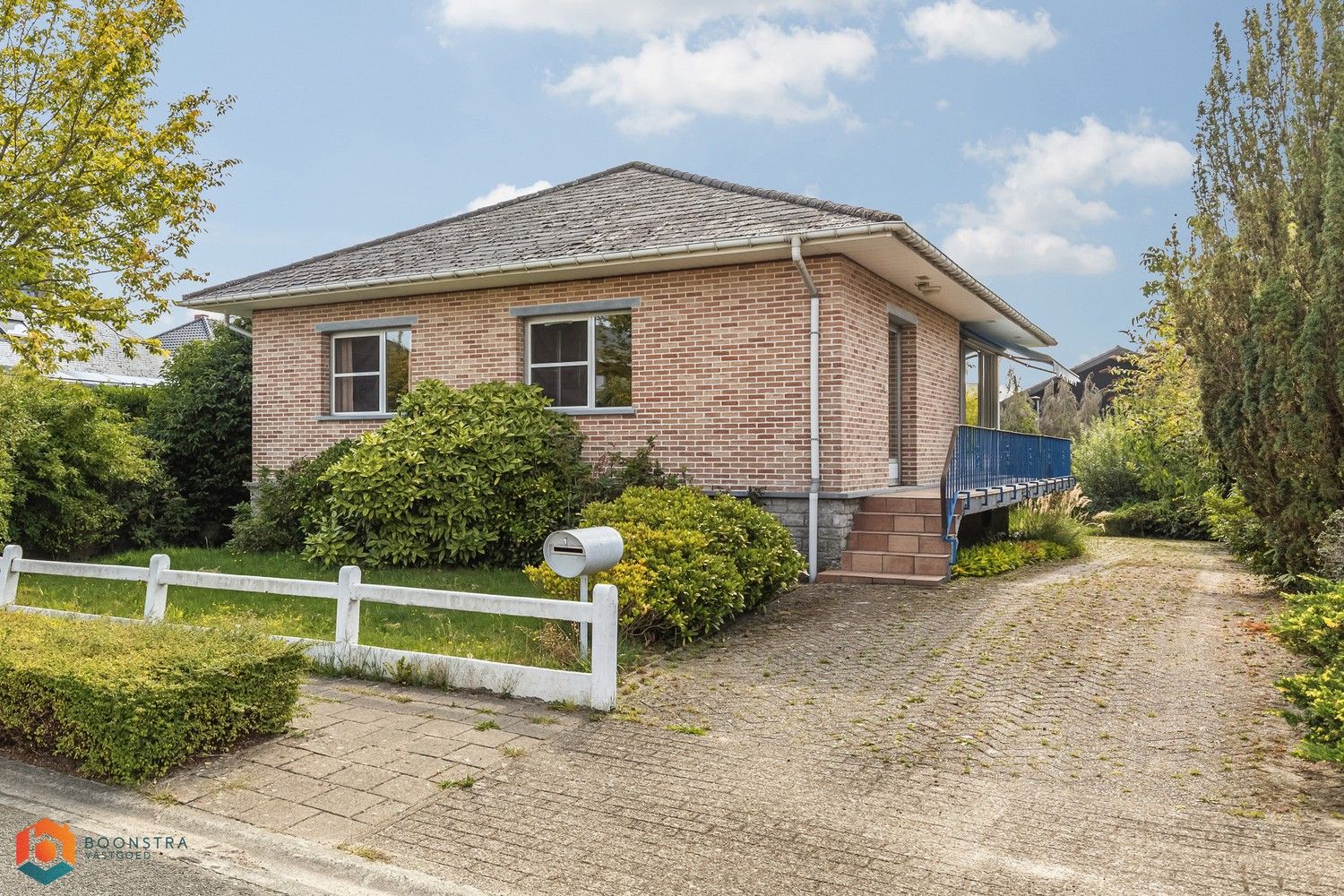 Gelijkvloerse woning met 3 slpkrs op gunstige locatie in Beerzel foto 2