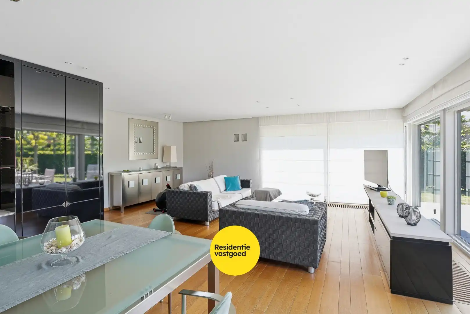 Alleenstaande woning met zonnige tuin op 980 m² foto 7