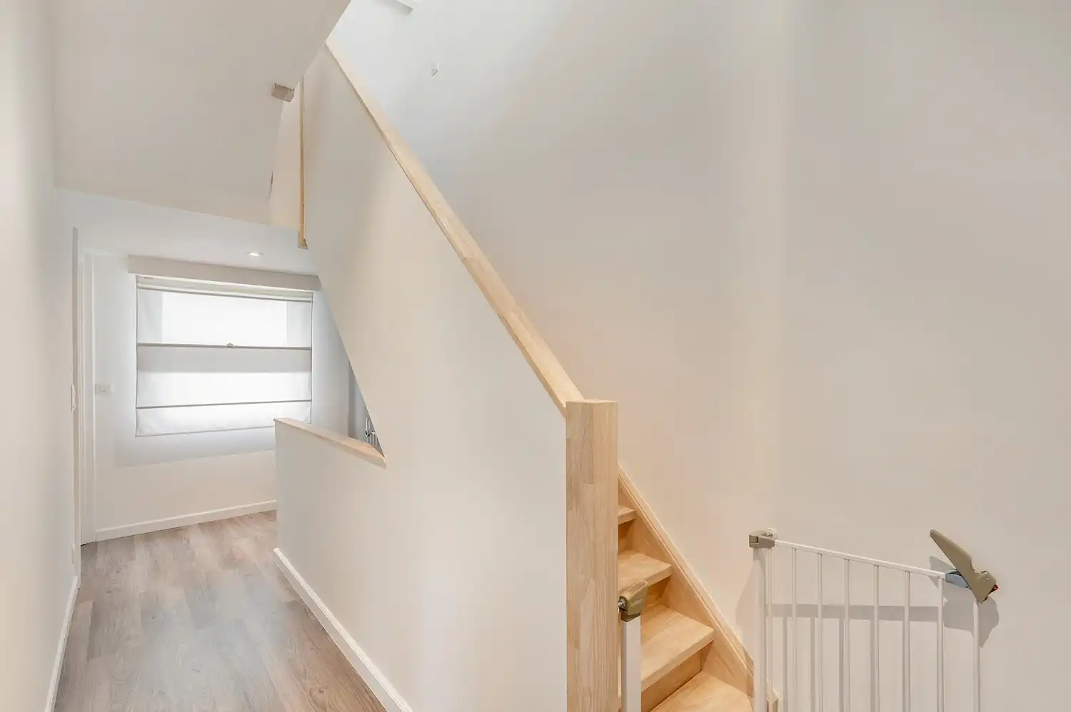 Volledig vernieuwde gezinswoning met tuin. foto 25