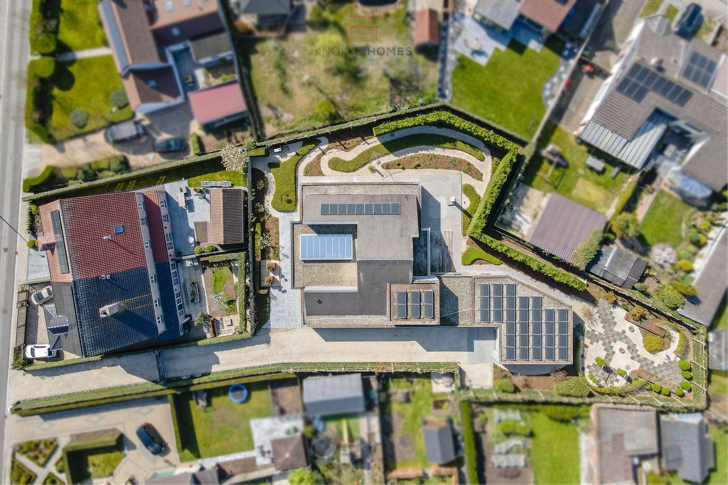Bijzonder ruime en zeer rustig gelegen villa in Damme-Sijsele foto 37