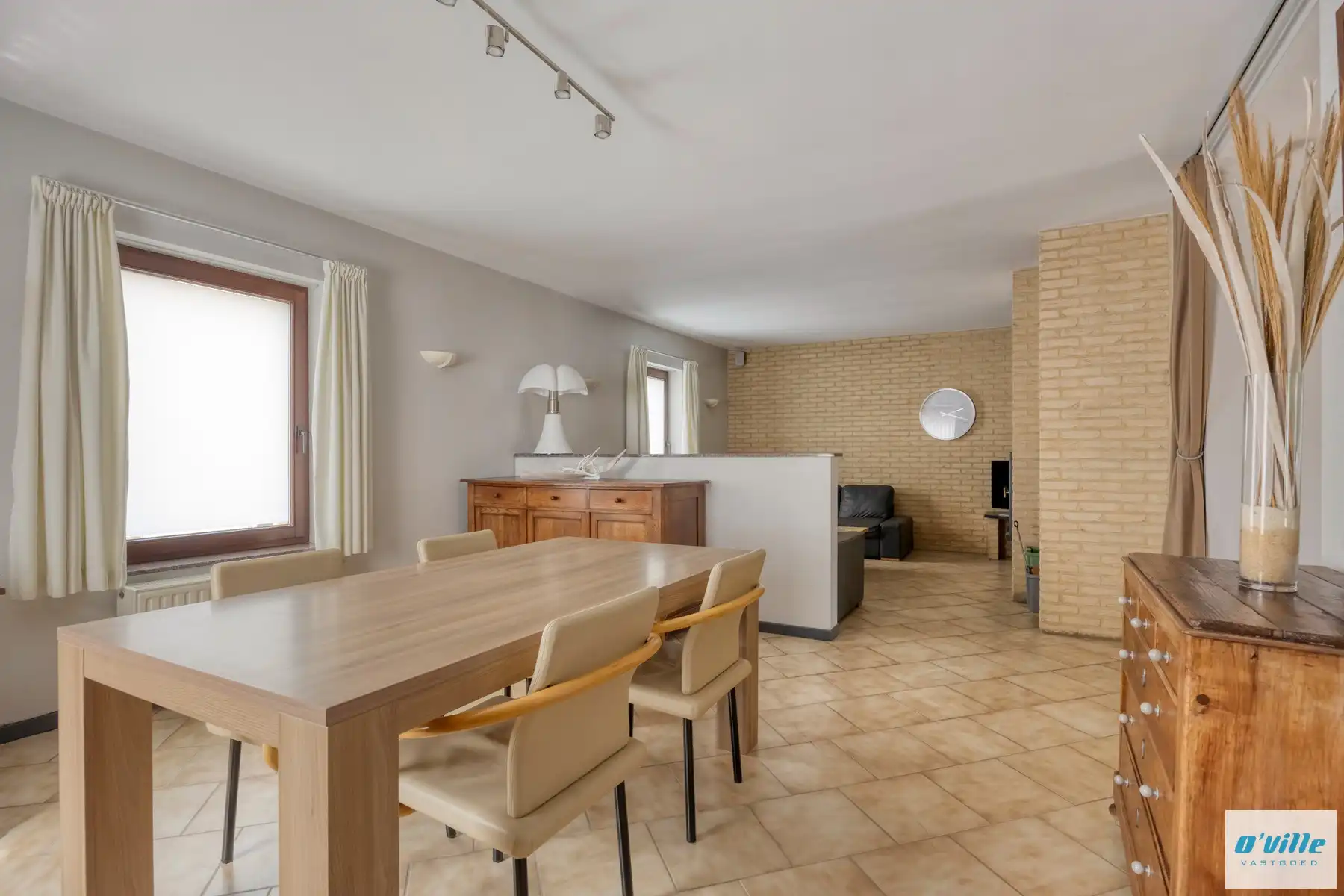 Grote woning met veel uitbreidingsmogelijkheden foto 5