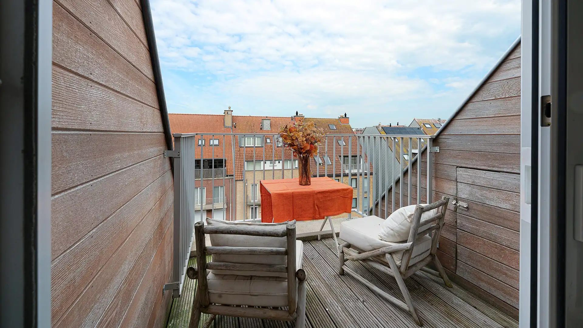 Ruim duplex appartement met zonnige terrassen in hartje Knokke foto 13
