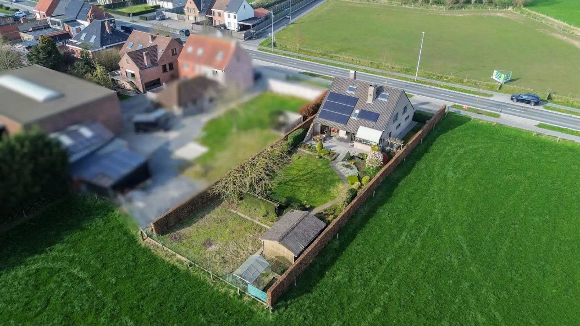 Villa op groot perceel met open zicht: 4 slaapkamers, 2 badkamers, grote tuin, topper te Torhout! foto 36