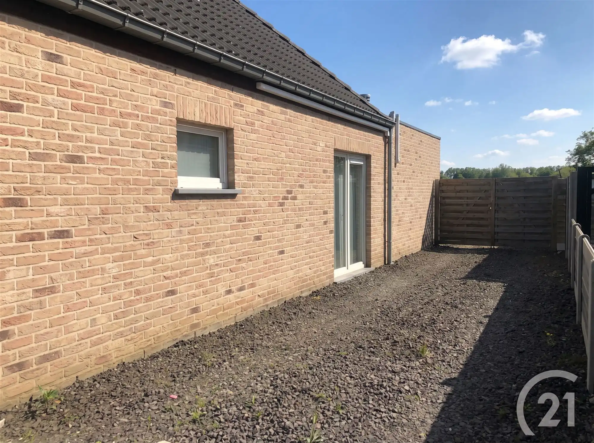 Ruime woning te huur in Begijnendijk! foto 27