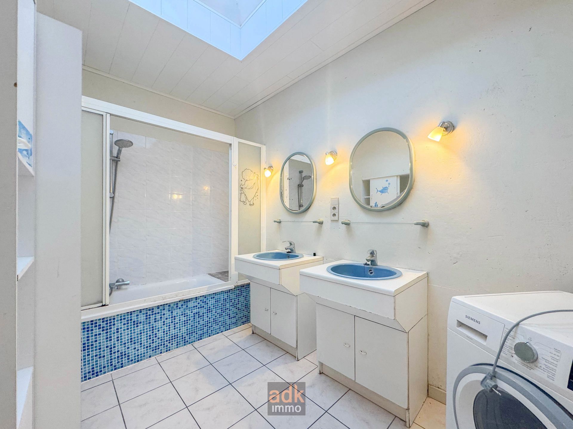 Herenhuis te koop met zuidwest gerichte tuin en parkeerplaats. Vernieuwd dak, nieuwe elektriciteit & nieuwe aardgas-CV foto 14