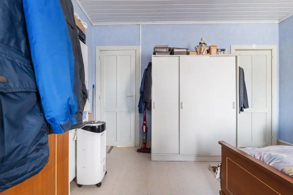 TE RENOVEREN STADSWONING VLAKBIJ HET CENTRUM VAN SINT-TRUIDEN foto 17