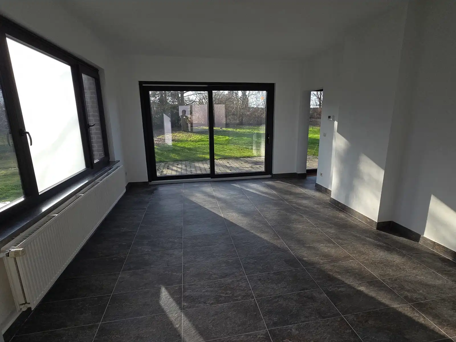 Ruime en charmante gezinswoning met drie slaapkamers foto 6