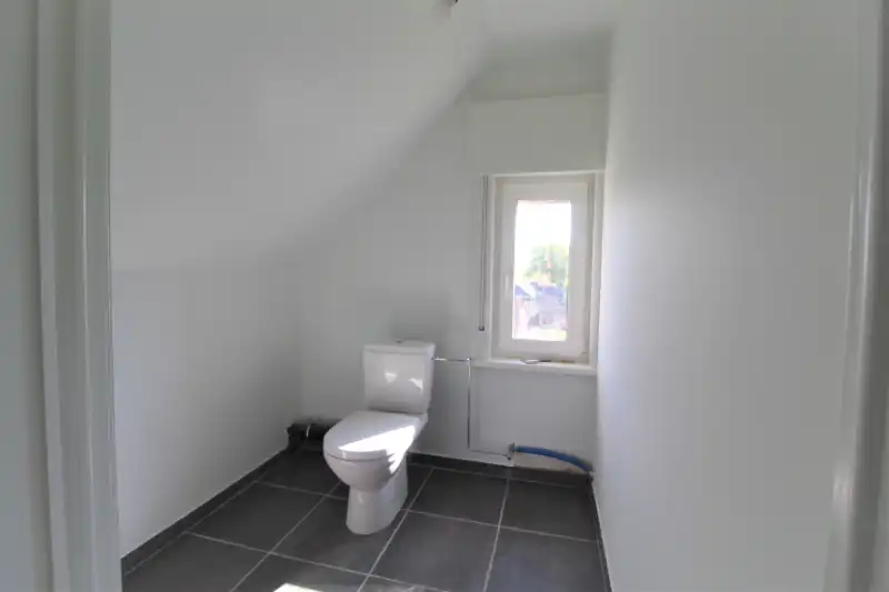 Gerenoveerde alleenstaande woning in Torhout foto 11