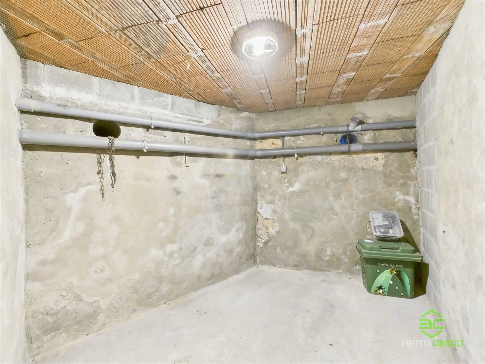 Interessant opbrengsteigendom met 4 app in het centrum! foto 18